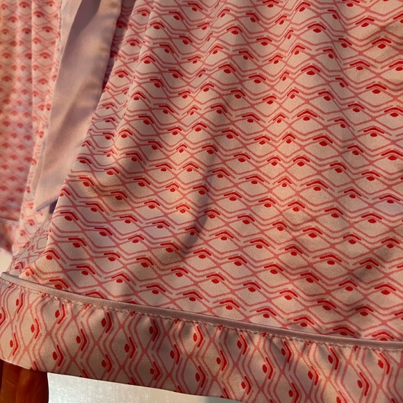 VICTORIA’S SECRET Silky Pajama Shorts - Size Medium 💕 - Picture 2 of 5